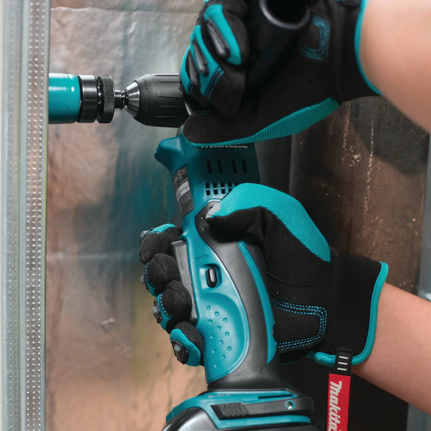 Makita XAD02Z 18-Volt 3/8-Inch Lithium-Ion Cordless Angle Drill Kit, - Bare Tool