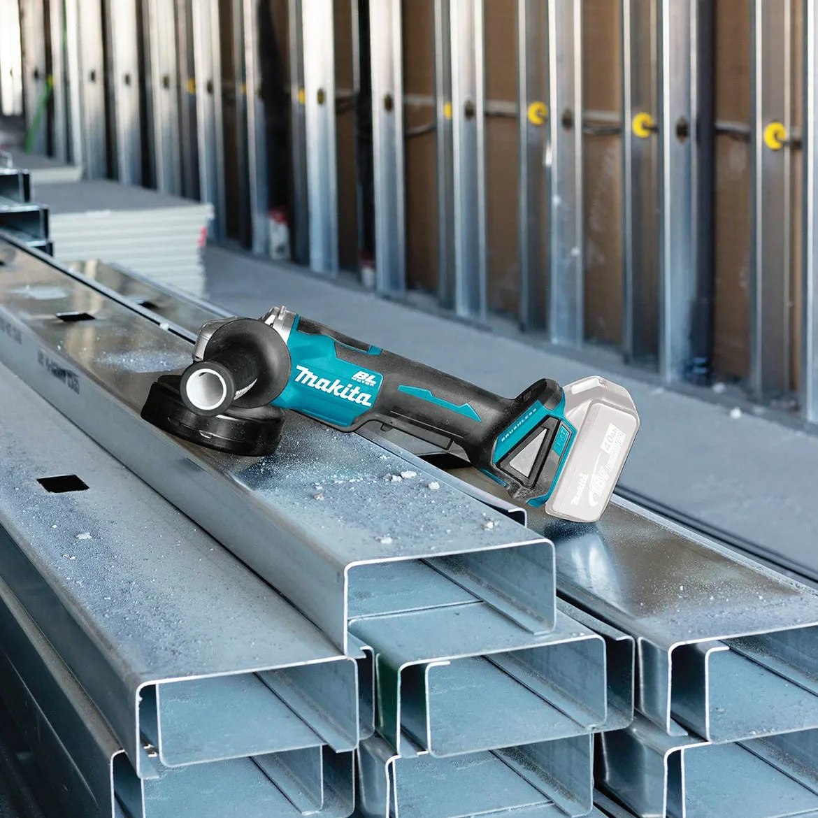 Makita XAG11Z 18-Volt 5-Inch Cordless Paddle Switch Angle Grinder - Bare Tool