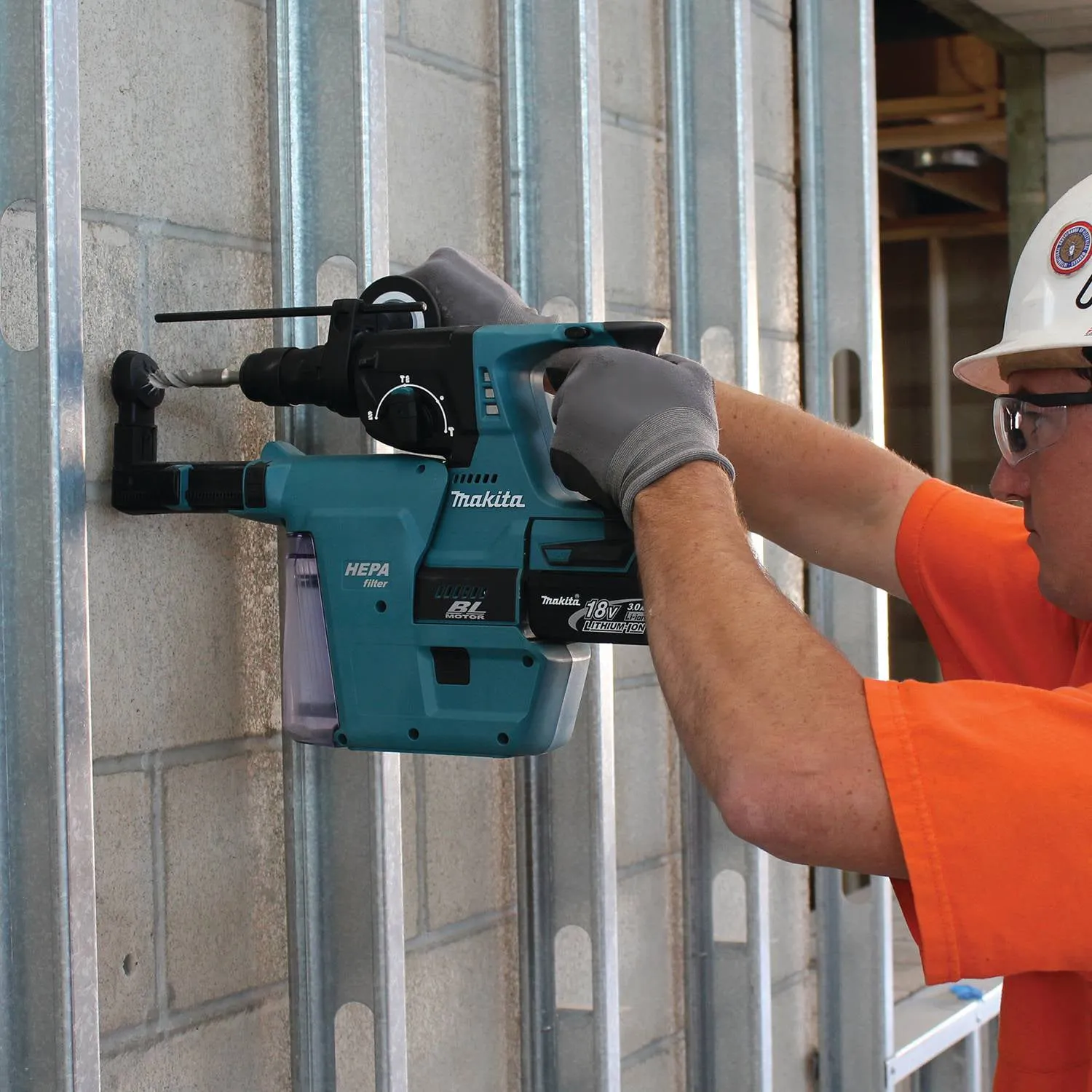 Makita XRH01Z 18V LXT Lithium-Ion Brushless Cordless 1" Rotary Hammer, Bare Tool