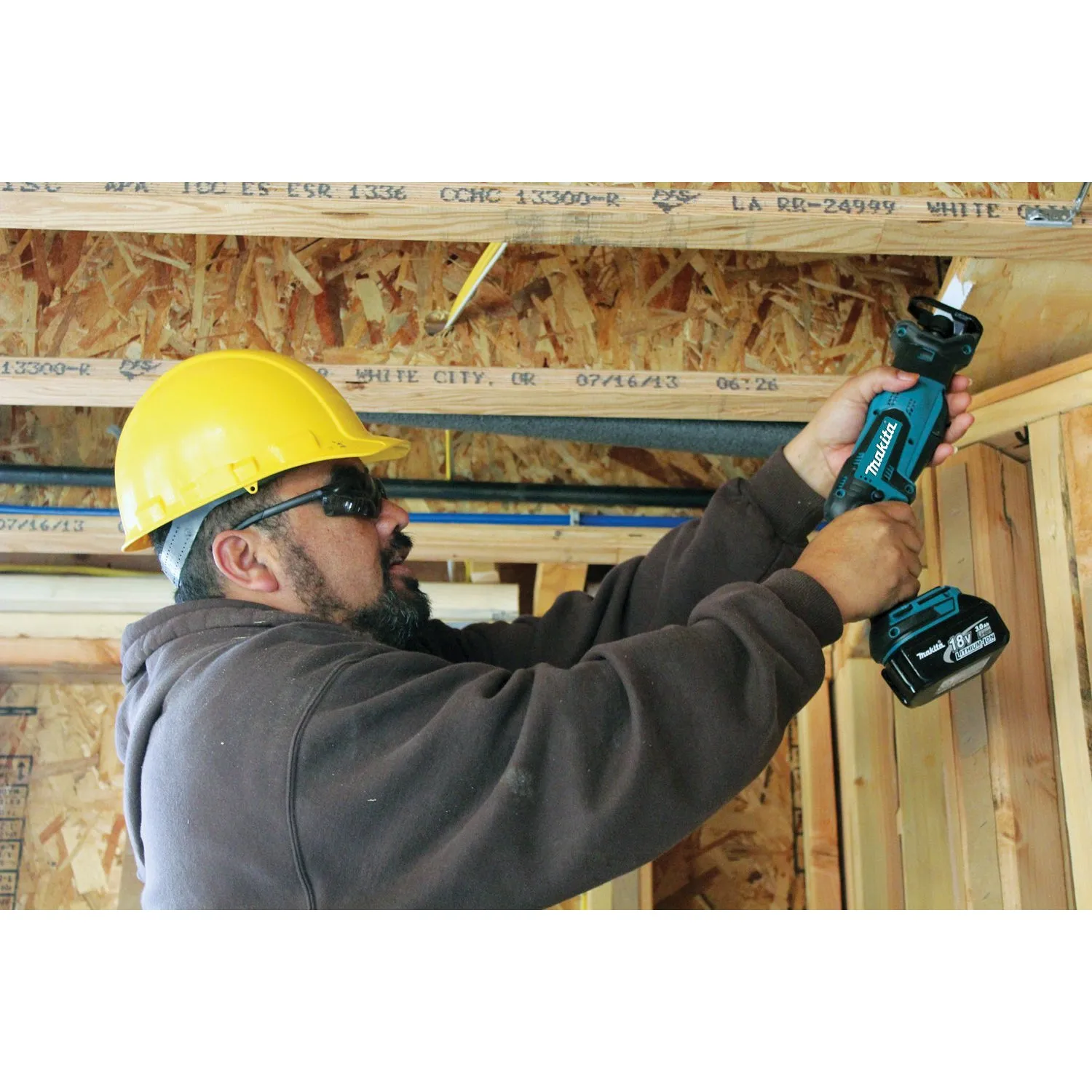 Makita XRJ01Z  18V LXT Lithium-Ion Cordless Compact Recipro Saw, Bare Tool