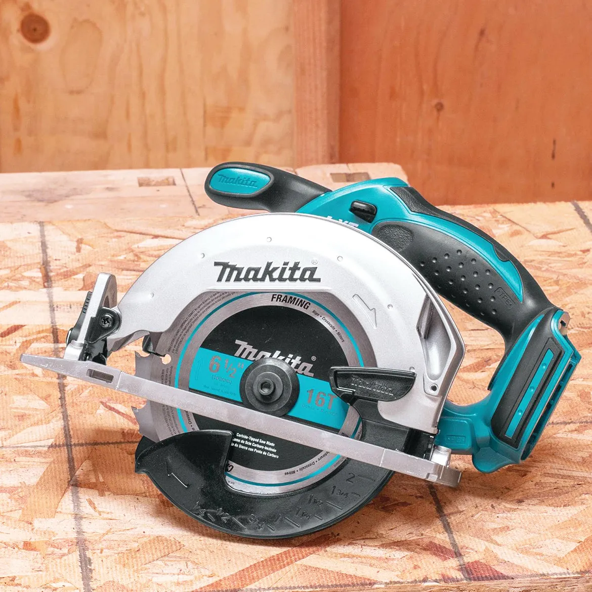 Makita XT1501 18-Volt 3.0Ah 15-Piece Lithium-Ion Power Tool Cordless Combo Kit