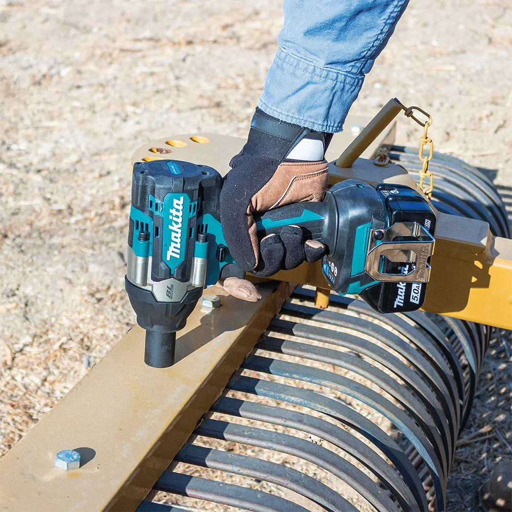 Makita XWT17T 18V LXT 1/2" Sq. Drive Li-Ion Brushless Cordless Impact Wrench Kit