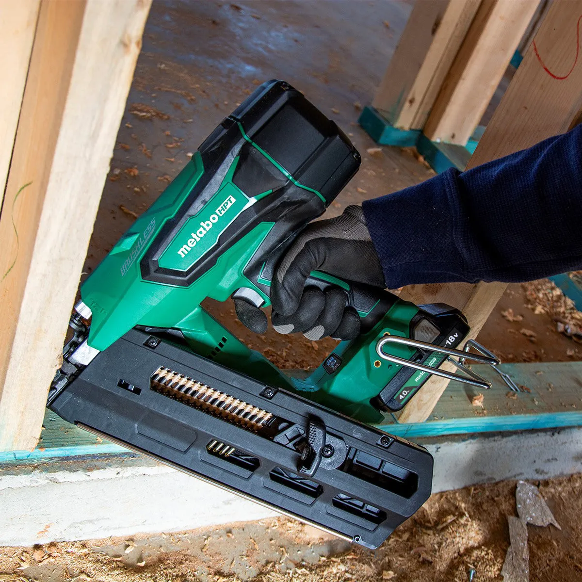 Metabo HPT NR1890DRST 18V Multivolt Cordless Plastic Strip Framing Nailer