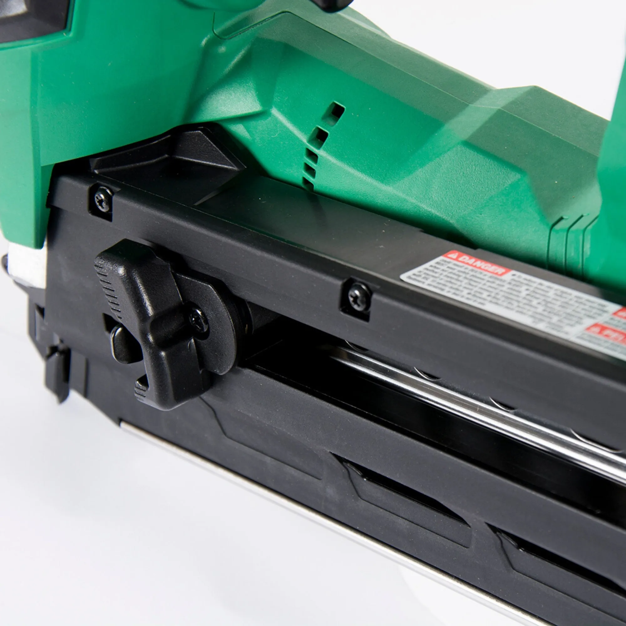 Metabo HPT NR1890DRST 18V Multivolt Cordless Plastic Strip Framing Nailer