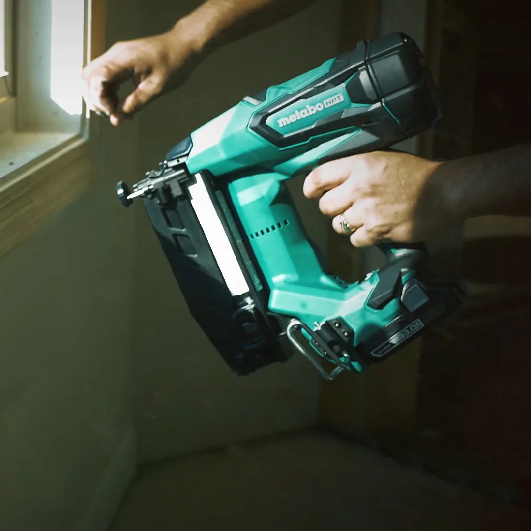 Metabo HPT NT1865DMSTM 18V 16 Gauge 12" Cordless Straight Finish Nailer