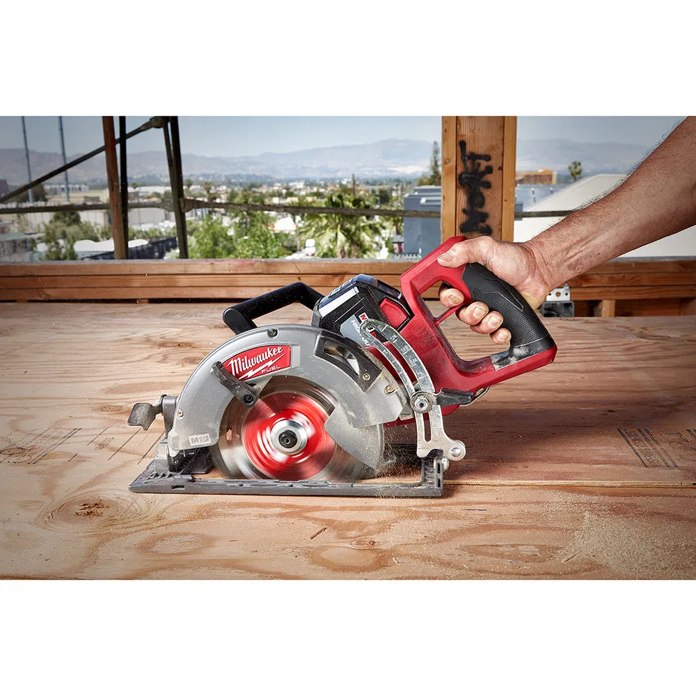 Milwaukee 2830-21HD M18 FUEL 18V 7-1/4 Inch Rear Handle Circular Saw Kit